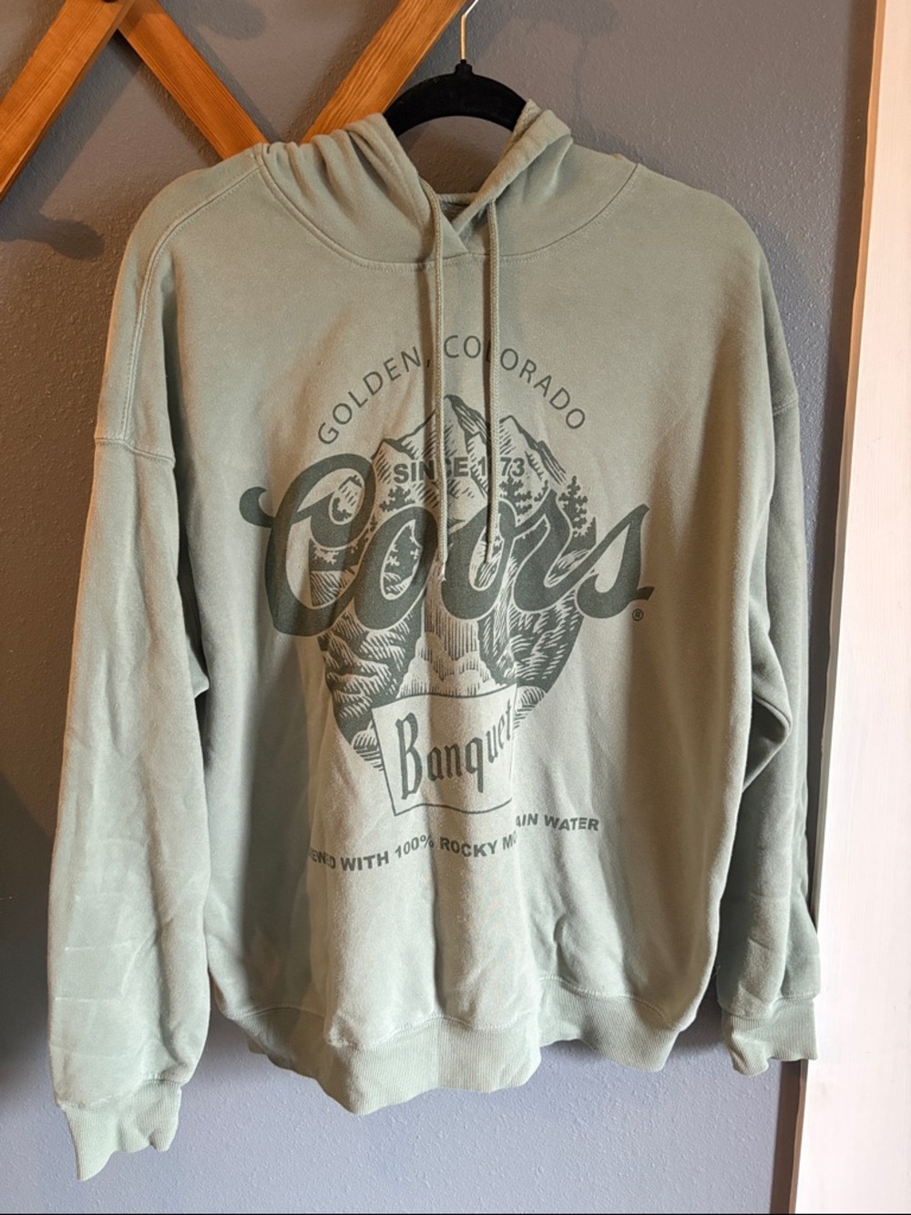 Coors Banquet Sage Green Hoodie XL super soft!